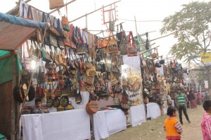Arts & Crafts @Poush Mela-- Shopping in Shantiniketan