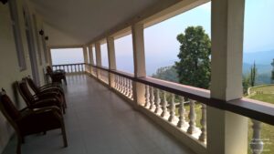 Stay at the Grand Oak Manor in Binsar, Uttarakhand