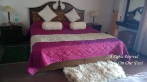 Stay at the Grand Oak Manor in Binsar, Uttarakhand