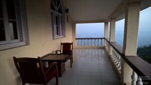 Stay at the Grand Oak Manor in Binsar, Uttarakhand