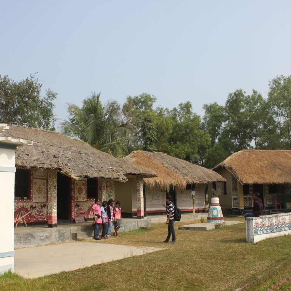 Tour of Srijani Shilpagram in Shantiniketan, West Bengal