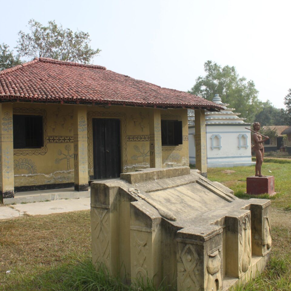 Tour of Srijani Shilpagram in Shantiniketan, West Bengal
