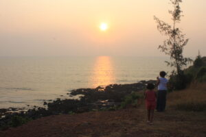 Sightseeing in Ganapatiphule -- Aareware Beach