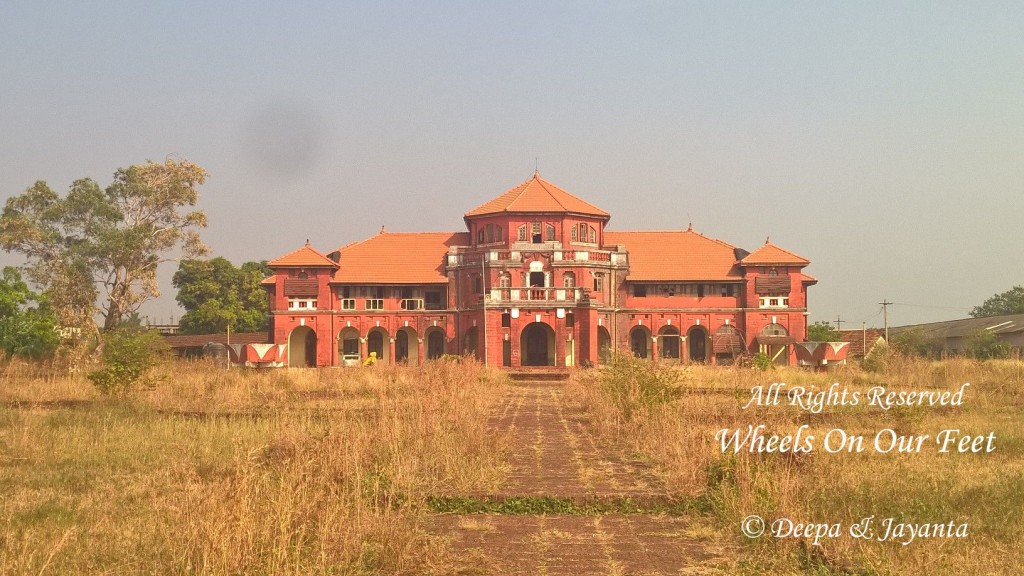 Sight-seeing in Ganapatiphule -- Thebaw Palace