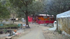 Sight seeing in Panchmarhi -- Bada Mahadev