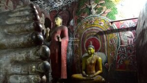 Dambulla Cave Tour, Sri Lanka