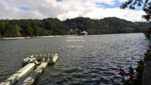 Kandy Lake -- Sight-seeing in Kandy