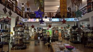 Shopping at Laksala in SriLanka