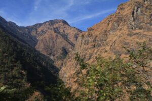 Uttarakhand Winter Roadtrip -- Driving to Auli & Staying at the Garhawal Mandal Vikas Nigam