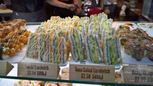 Food in Australia -- Sushi